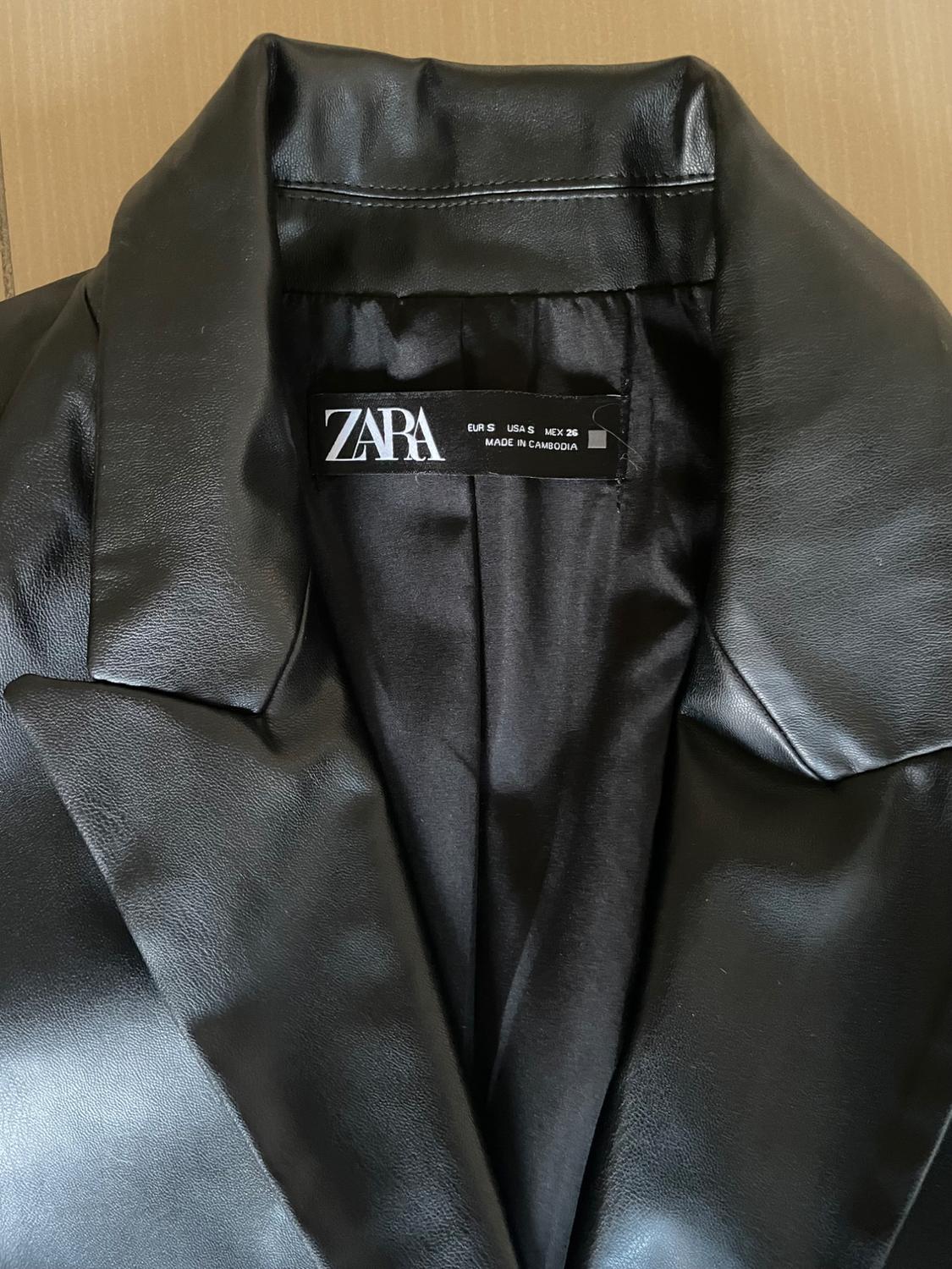 FAUX LEATHER OVERSIZED BLAZER - Image 3