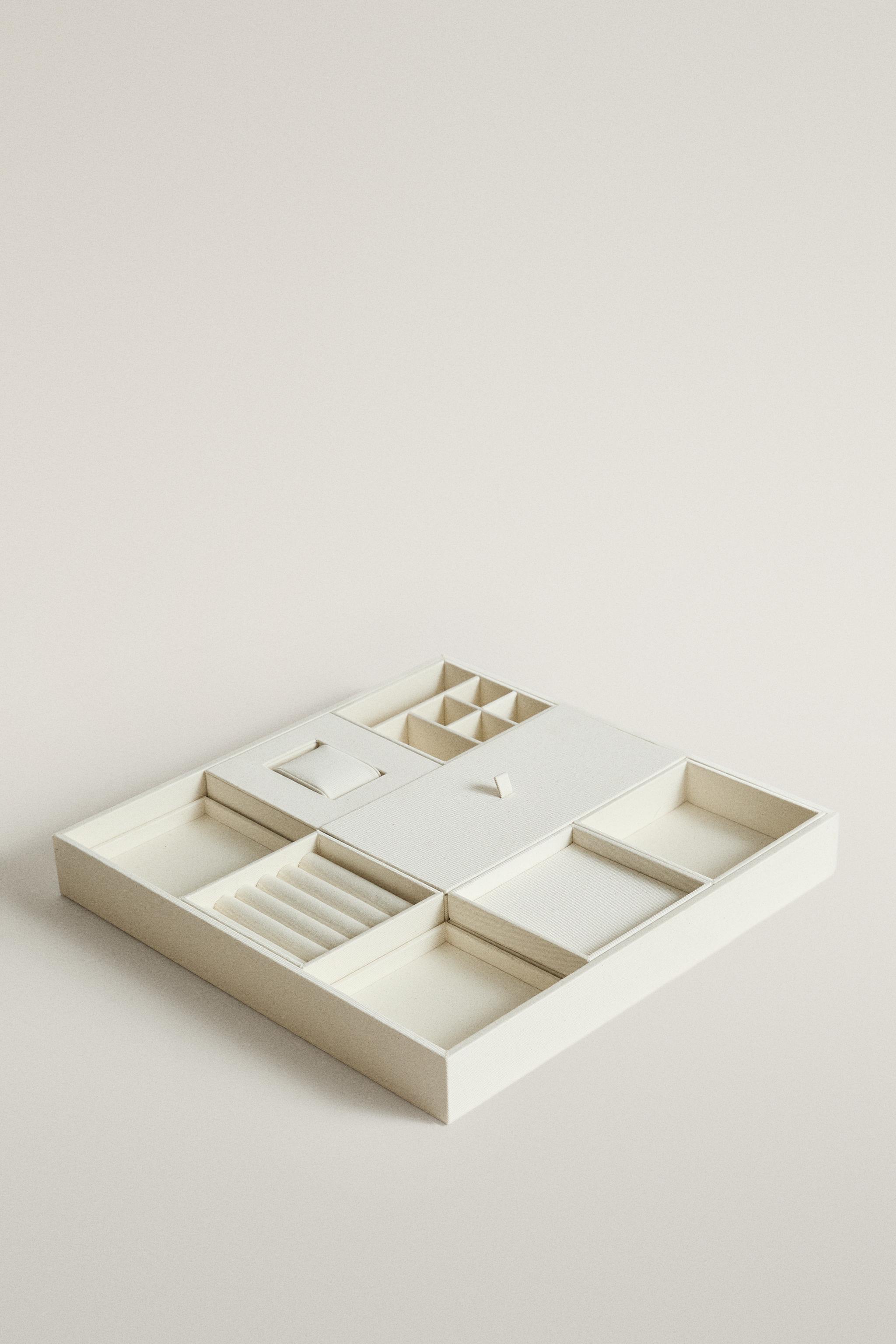 MODULAR JEWELRY ORGANIZER