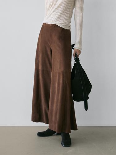 Pantalón evasé piel ante - Marrón de Zara