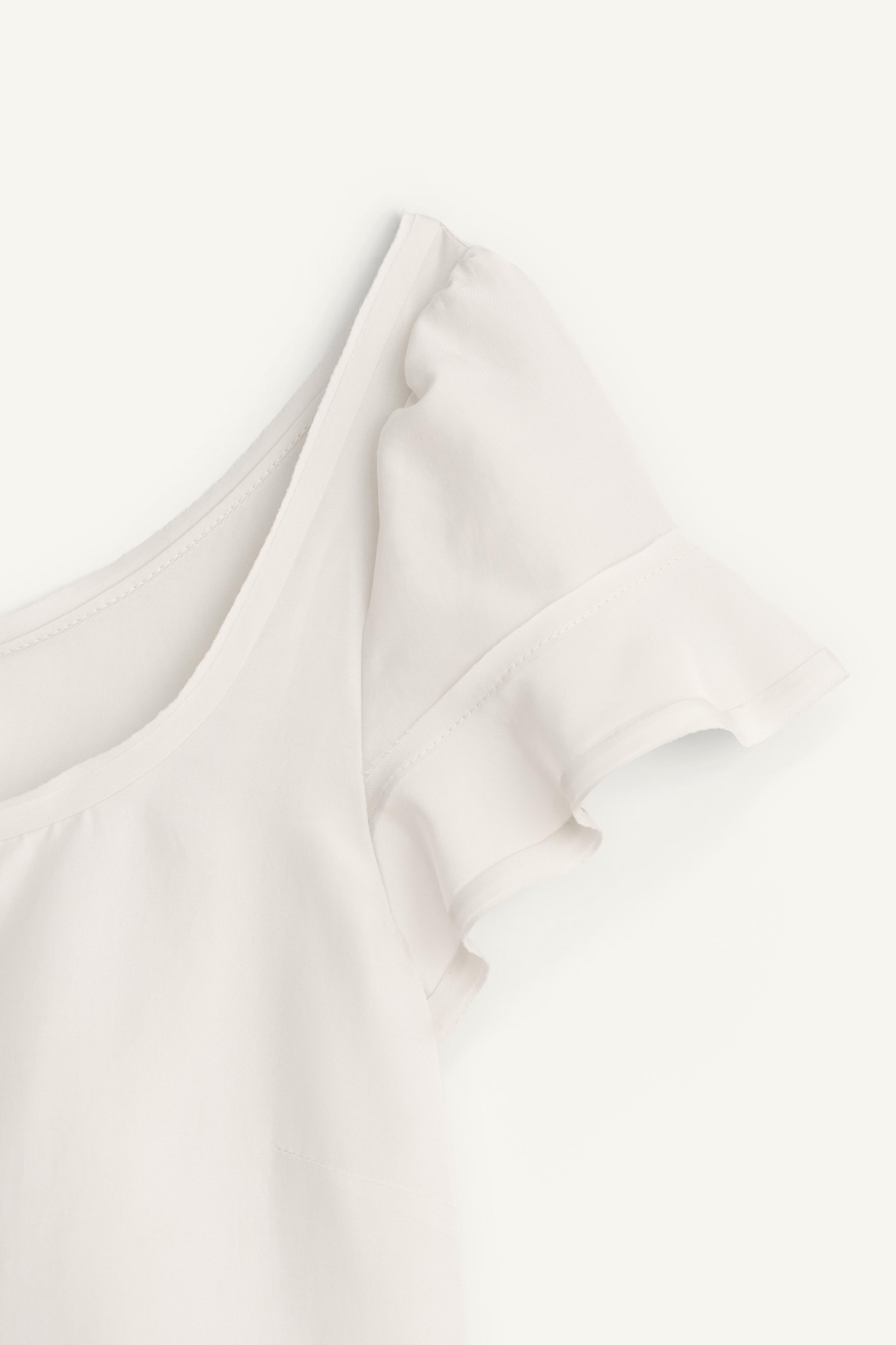 LIMITED EDITION ROMANTIC BUTTONED TOP