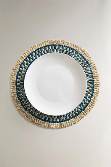 SET DE TABLE RECTANGULAIRE TRESSÉ ET COLORÉ - Bleu de Zara - Image 3