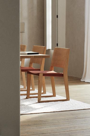 Zaras CHAIR 02 - Ljust beige
