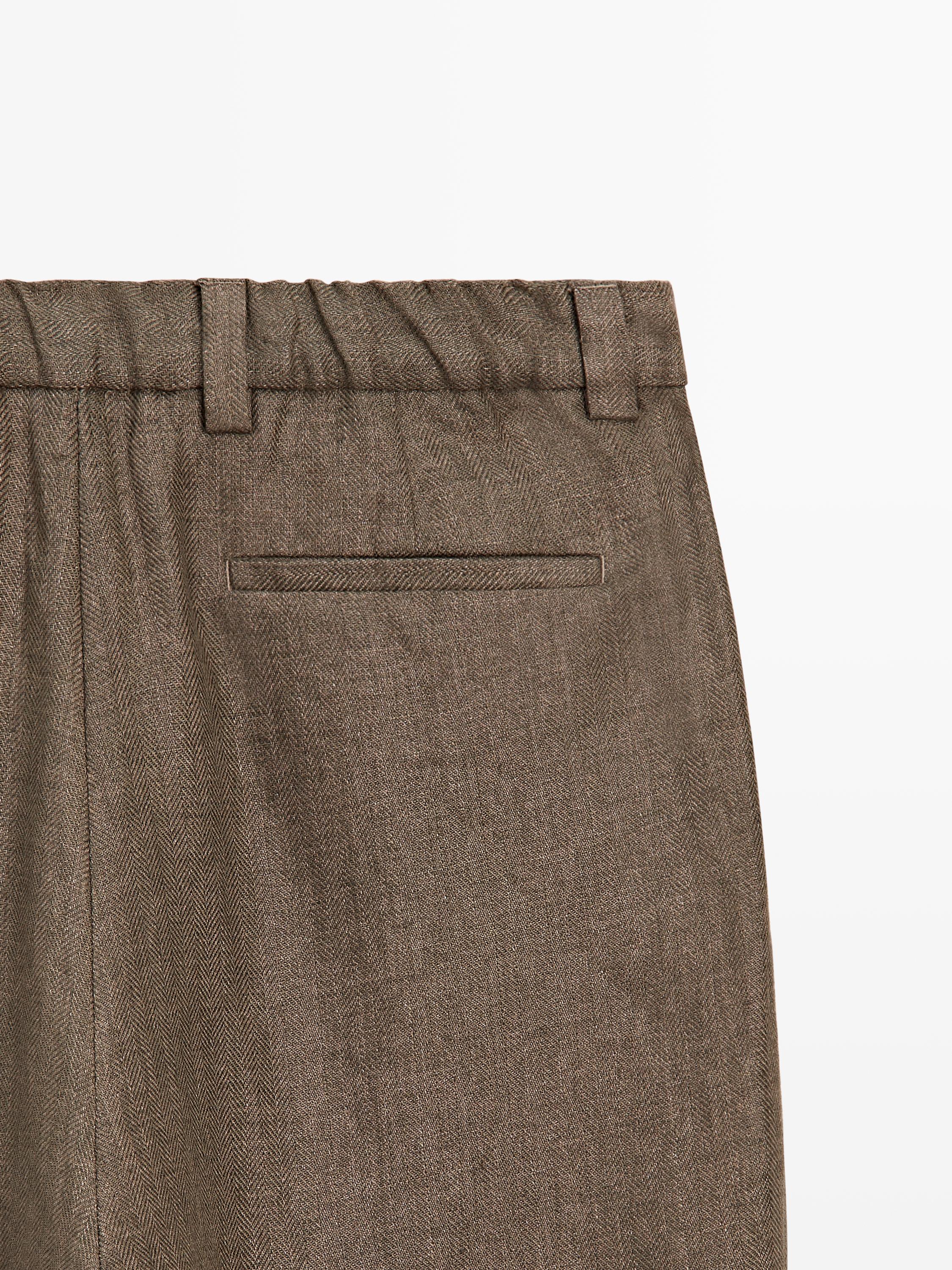Pantalon à chevrons en lin total look