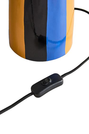 TISCHLAMPE GESTREIFTER FUß X COLLAGERIE - Dunkelviolett von Zara