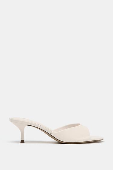 Zara PATENT EFFECT SANDALS - White