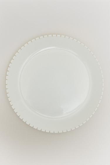 THE DENTATA FLAT PLATE — White 2