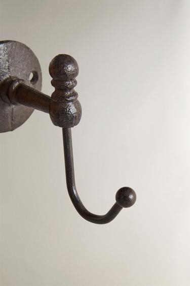 CAST IRON HOOK - Black by Zara - Image 1