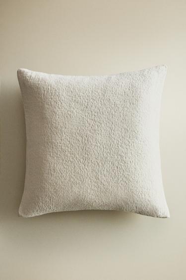 TEXTURED CUSHION COVER - Ecru by Zara