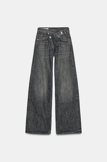 JEANS TRF WIDE LEG خصر متقاطع خصر عالٍ - أسود الخاص بـ Zara