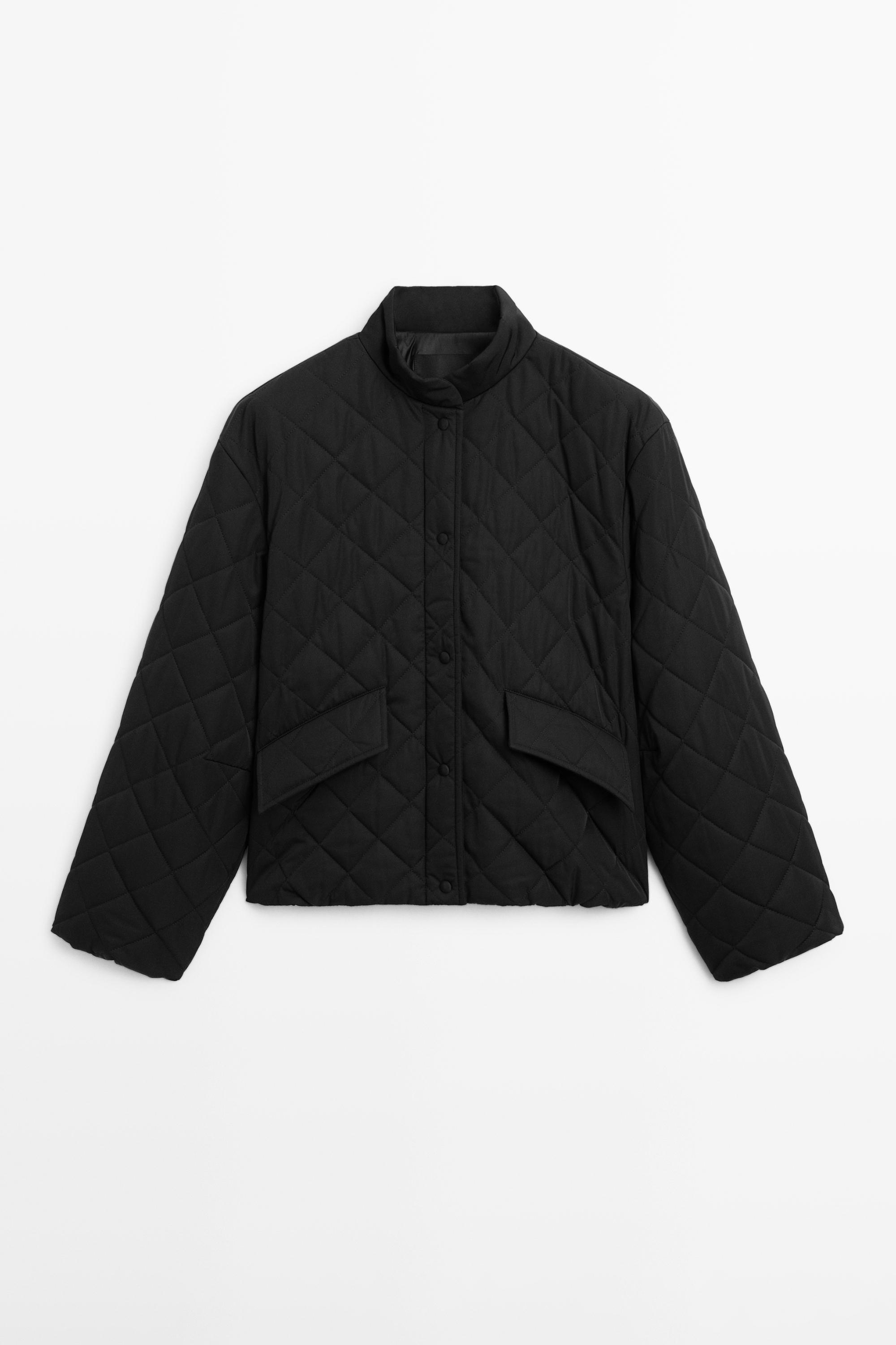 Short water-repellent puffer jacket