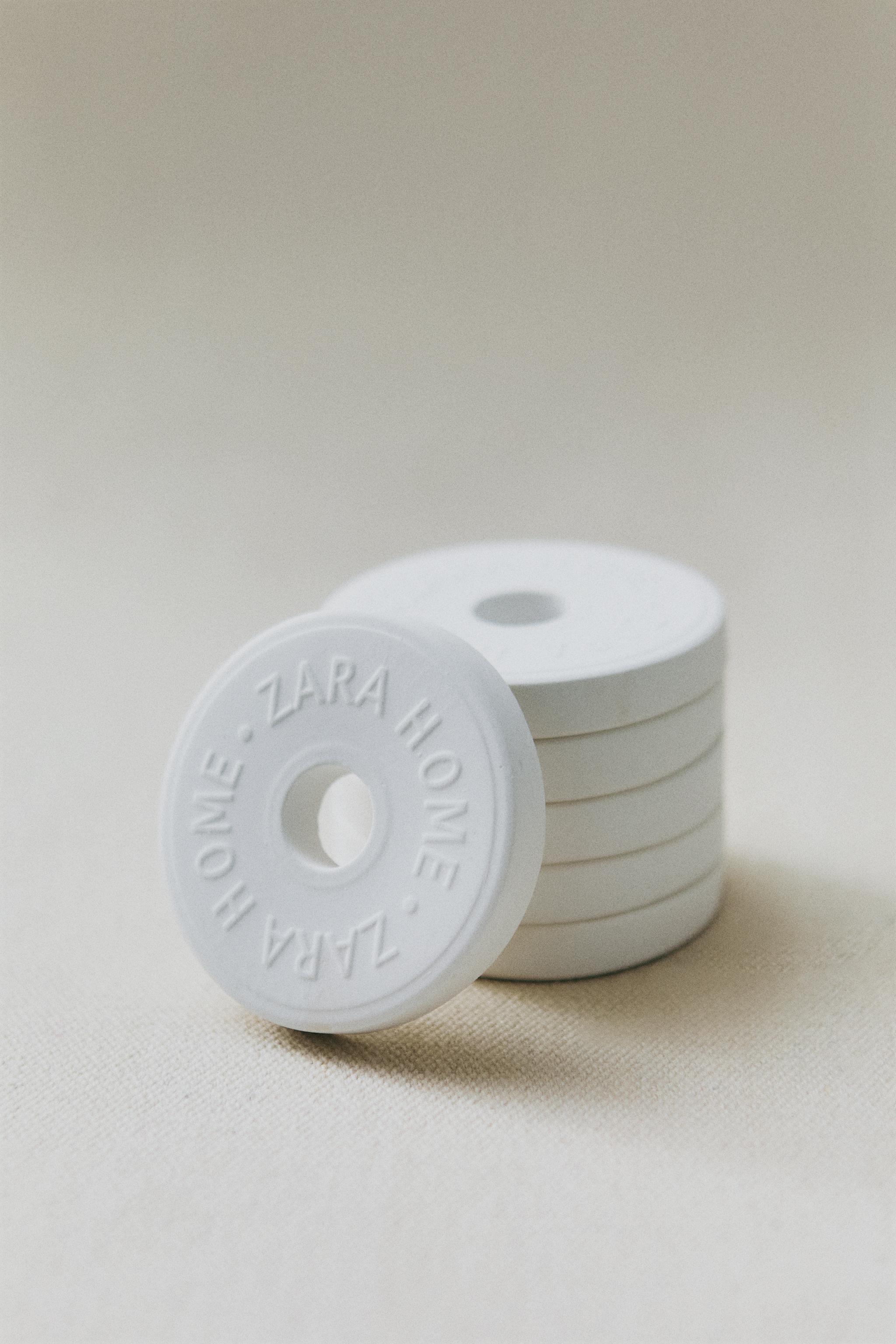 WHITE POWDERY SCENTED CERAMIC PACK (PACK OF 6) — Various