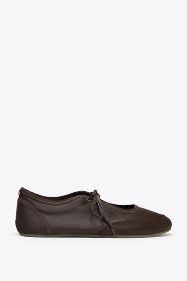 SPORTS BALLERINA WITH LACES - Brown by Zara