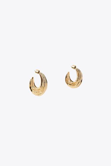 TEXTURED MEDIUM HOOP EARRINGS - Golden by Zara - Image 4