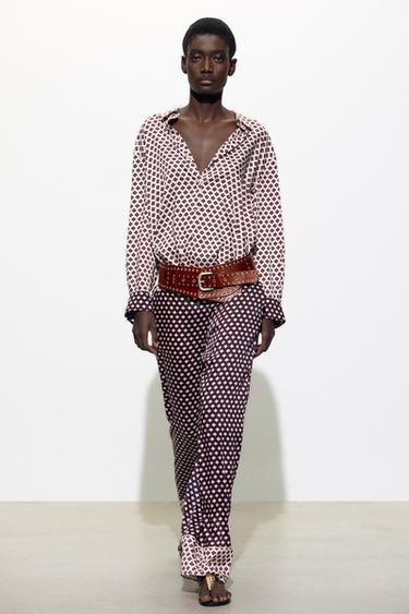 Zara PRINTED SATIN SHIRT - Ecru / Red