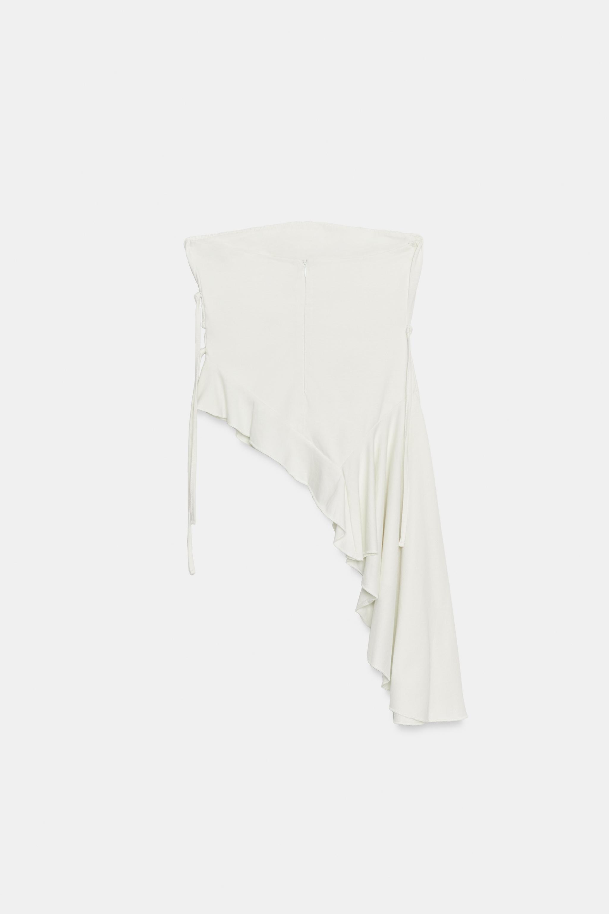 ASYMMETRIC PLEATED TOP