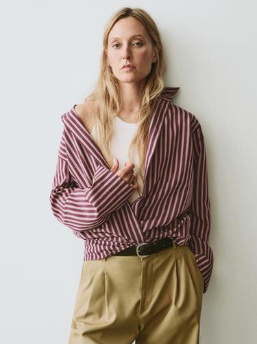 Camisa fluida detalle rayas - Marrón de Zara