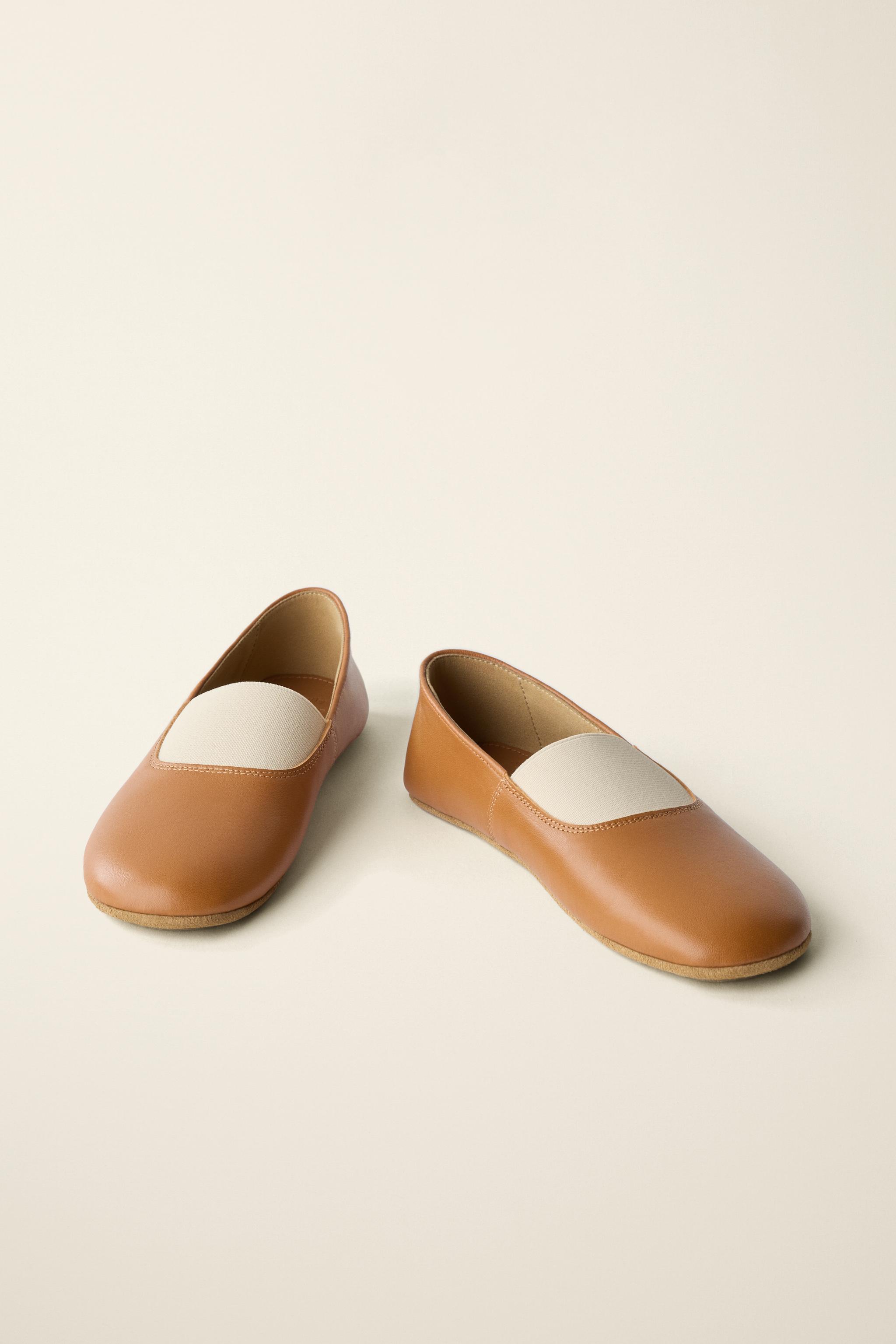 CARAMEL LONDON X ZARA レザーバレエシューズ - ブラウン | ZARA Japan