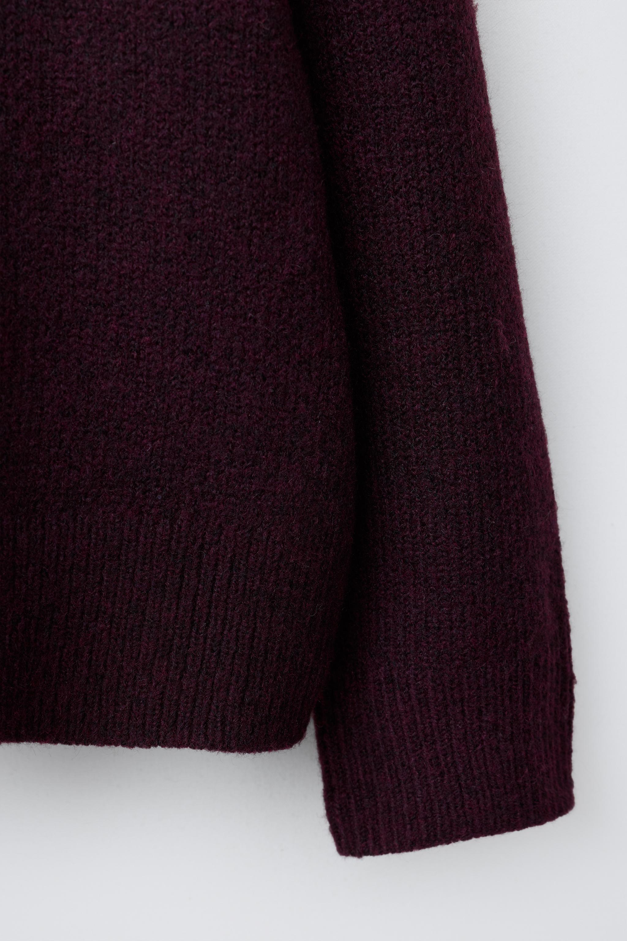 PLAIN KNIT TURTLENECK SWEATER