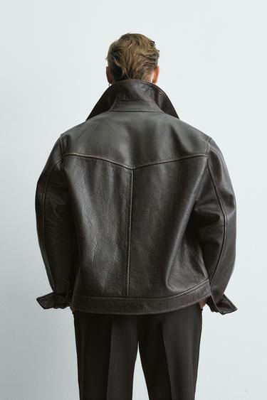 BLOUSON EN CUIR EFFET DÉLAVÉ VINTAGE - Noir de Zara - Image 2