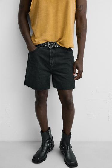 MINI SHORT EN DENIM - Noir de Zara - Image 4