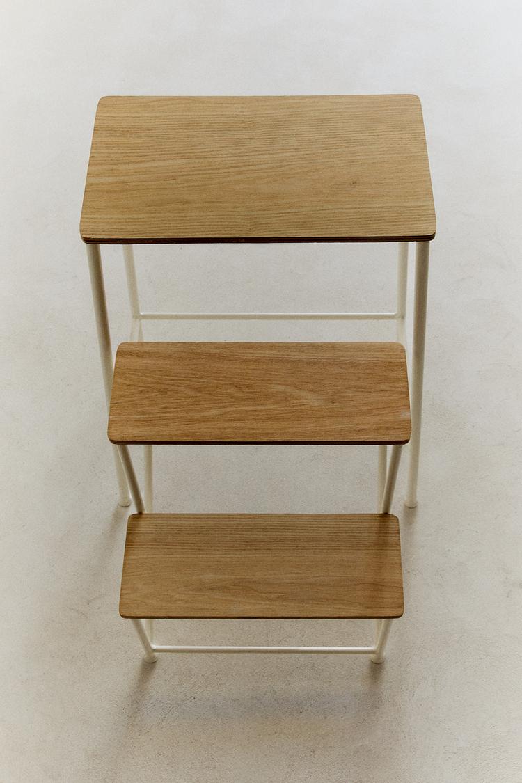 THREE-STEP WOOD AND IRON STOOL — Light beige