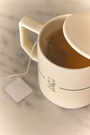 KAFFEKOP I STENTØJ MED LÅG - hvid-grøn fra Zara