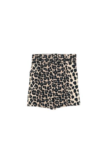 BELTED LEOPARD PRINT BERMUDA SHORTS