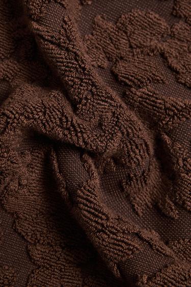 TAPIS DE BAIN JACQUARD FLEURI - Terracota de Zara - Image 2