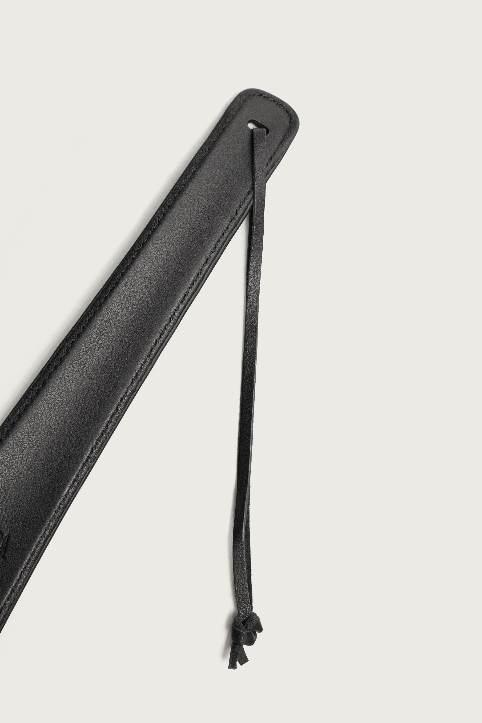 LEATHER SHOEHORN — Black (alternate view)
