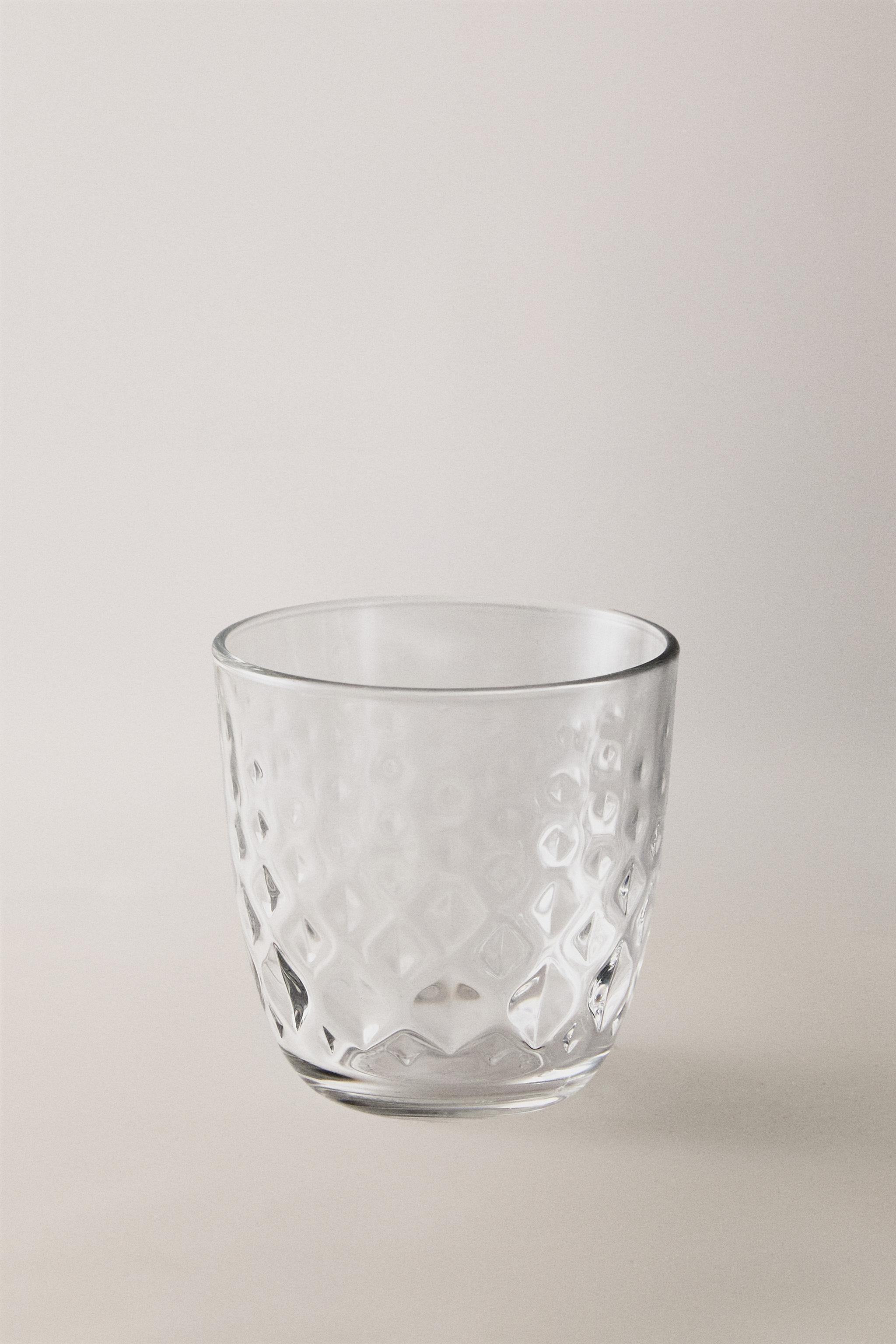 RAISED DESIGN TUMBLER — Transparent