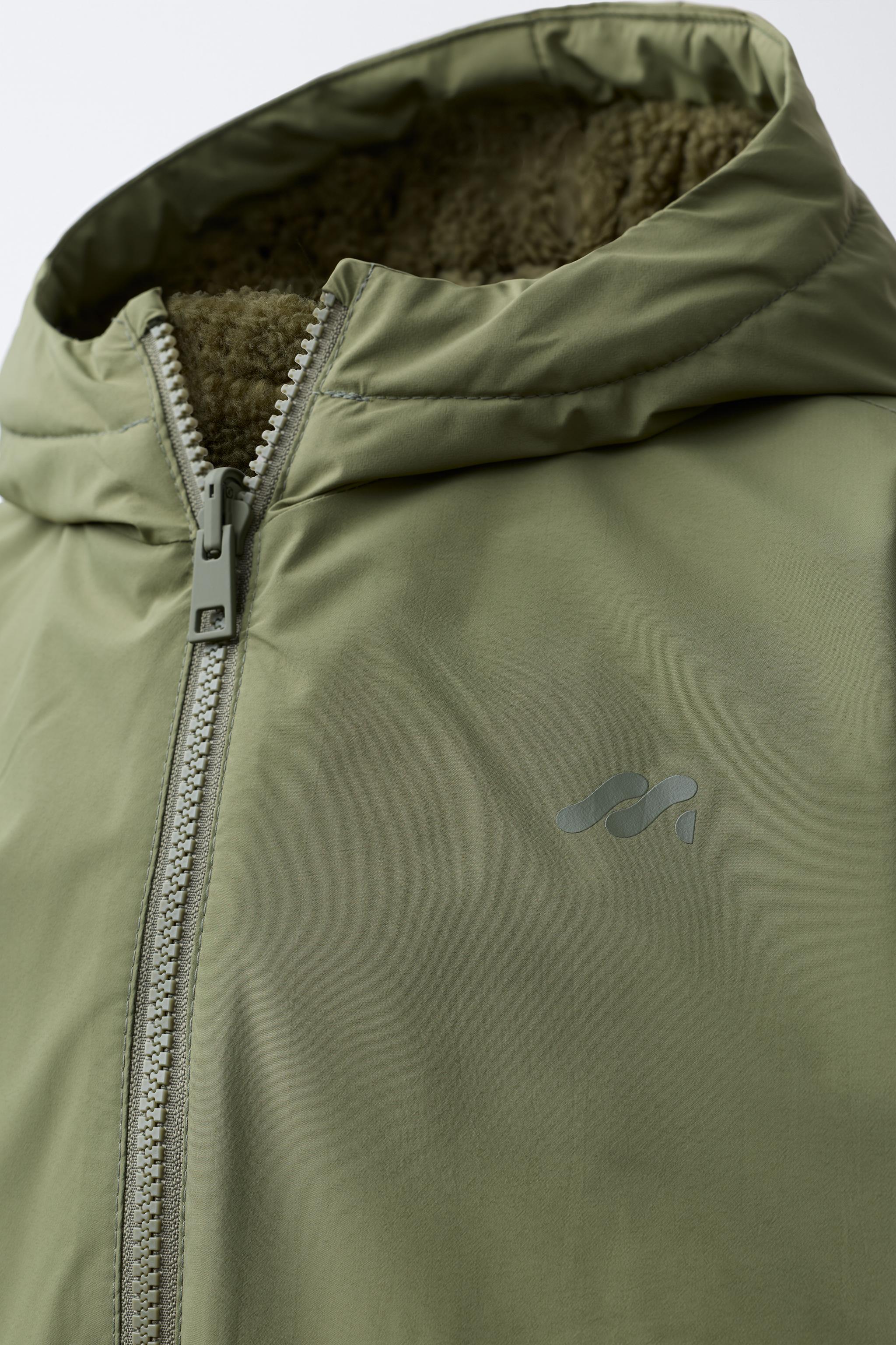 リバーシブル 撥水加工ロゴ入りジャケット - カーキ | ZARA Japan / 日本