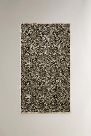 ANIMAL PRINT VELOUR BEACH TOWEL - Sand / Black by Zara