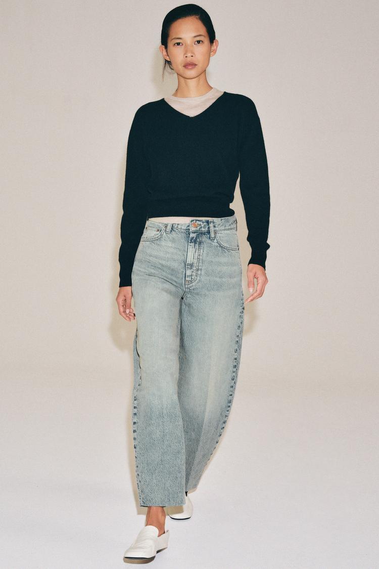 Jeans de tiro alto y corte entallado de la colección ZW 3