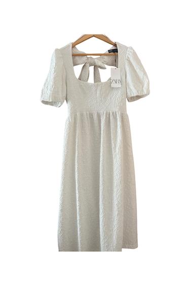VESTIDO ESPALDA LAZOS