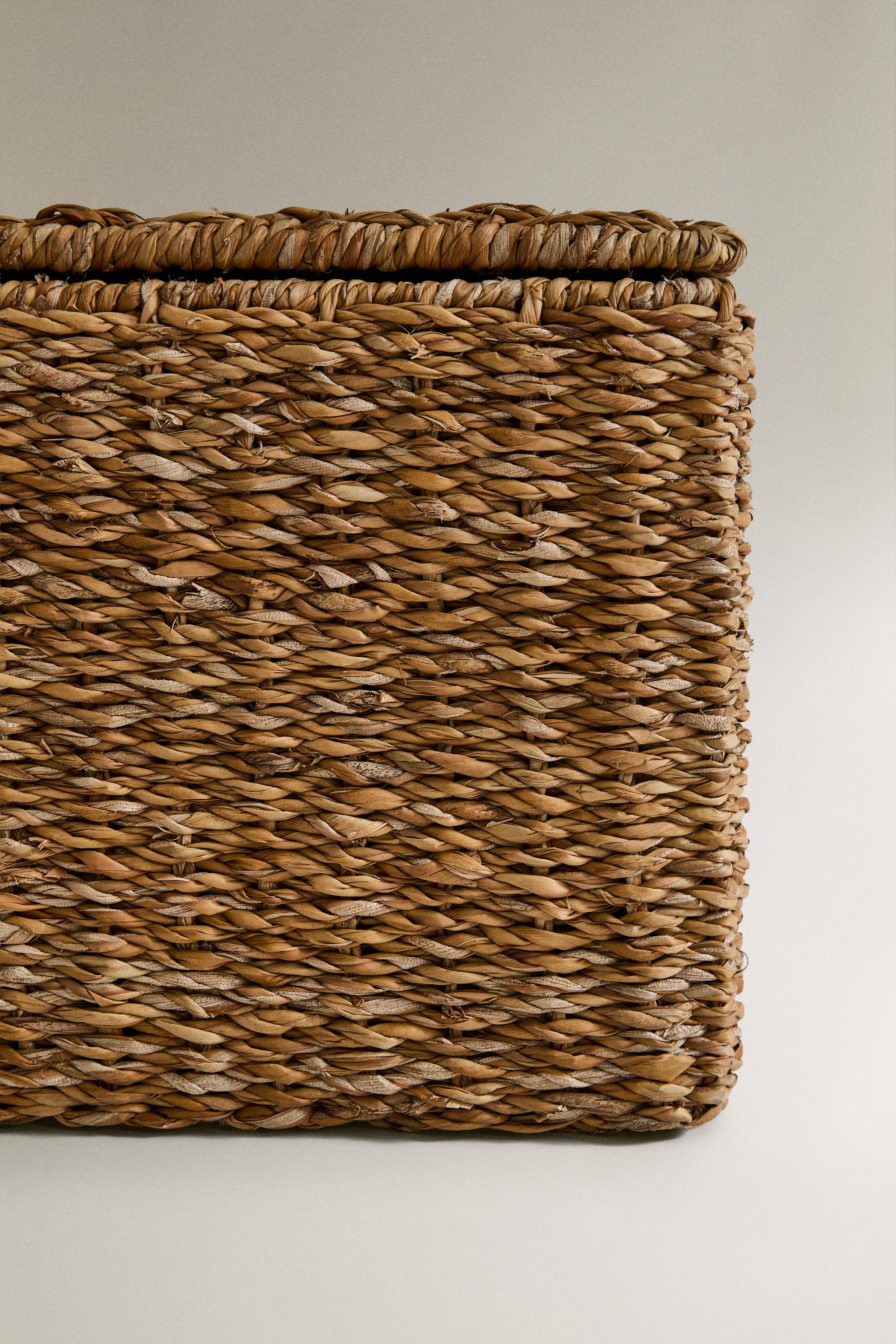 SEAGRASS BASKET WITH LID