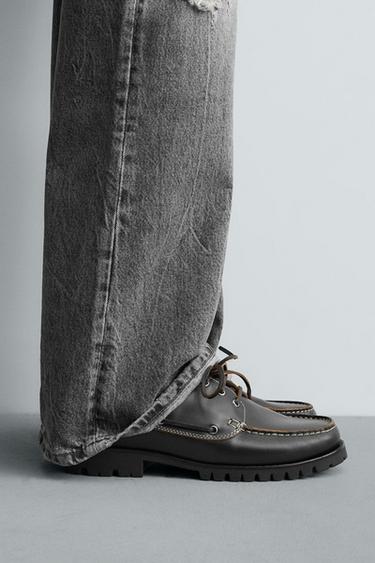 CHAUSSURES BATEAU EN CUIR - Noir de Zara - Image 0