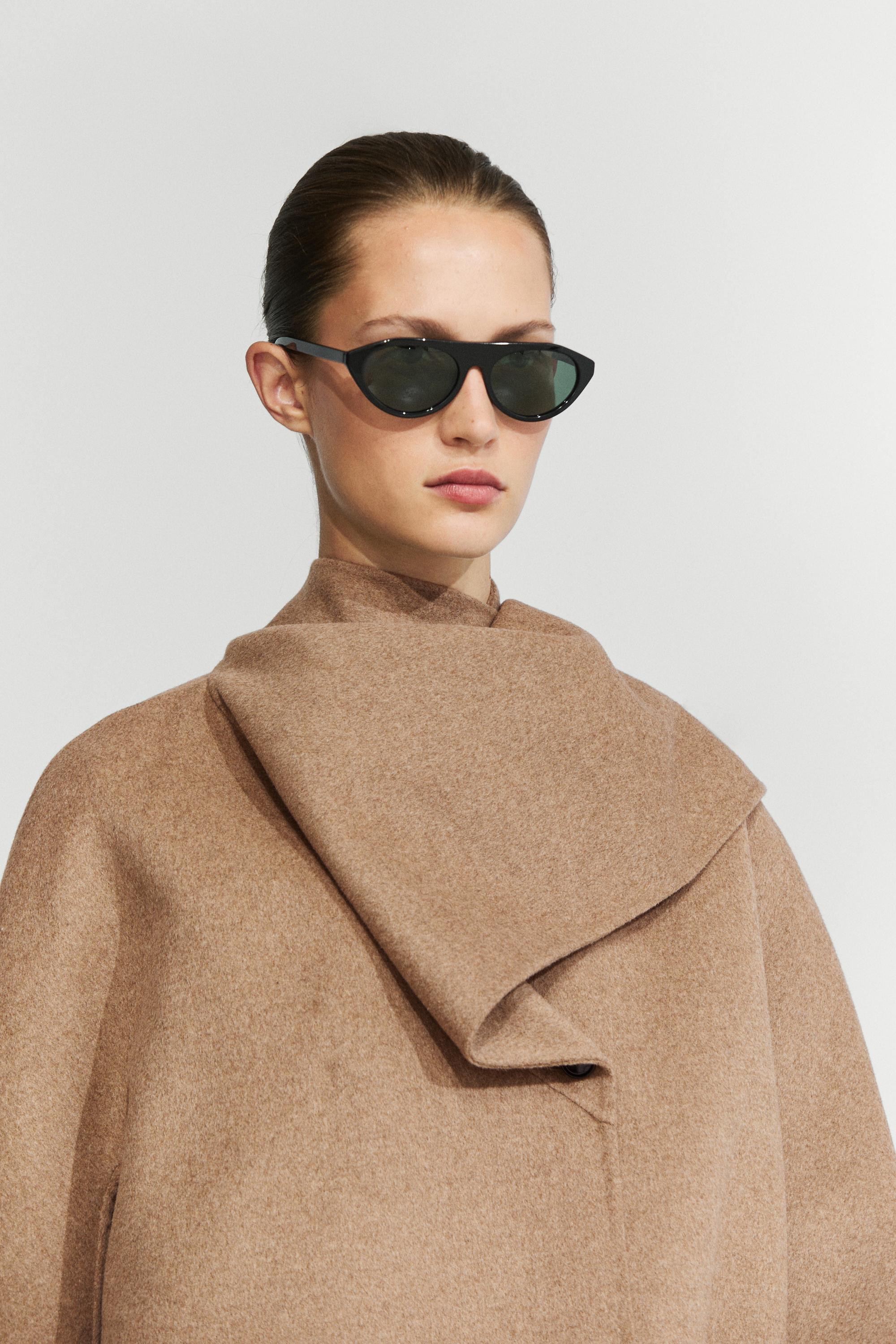 Short coat with scarf detail