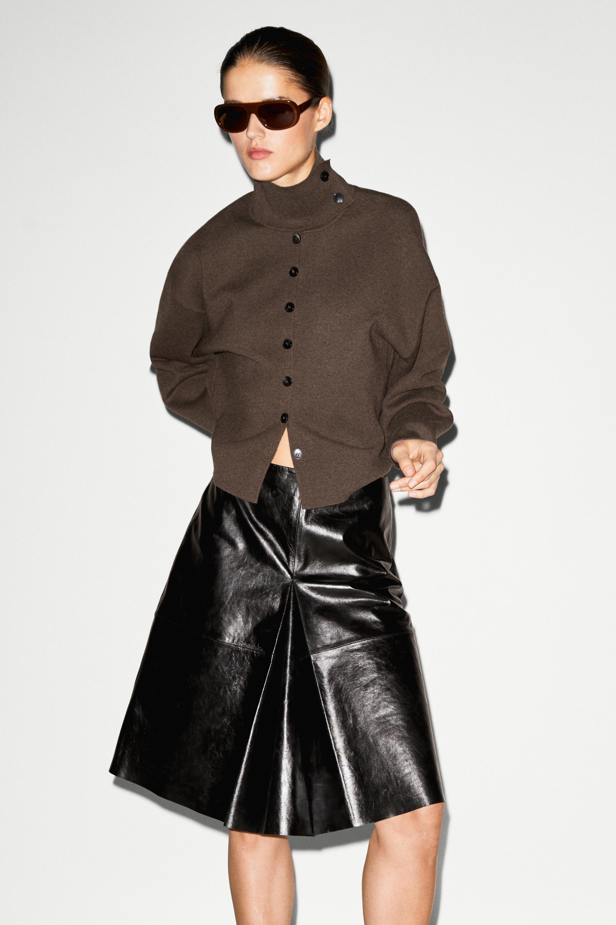 Jupe courte en cuir nappa