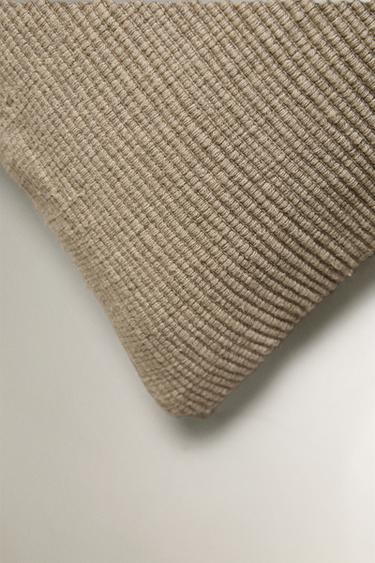 HOUSSE DE COUSSIN TRESSÉE - Vert de Zara - Image 1