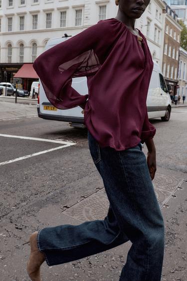 BLOUSE SEMI-TRANSPARENTE ORNEMENTS - Aubergine foncé de Zara - Image 2
