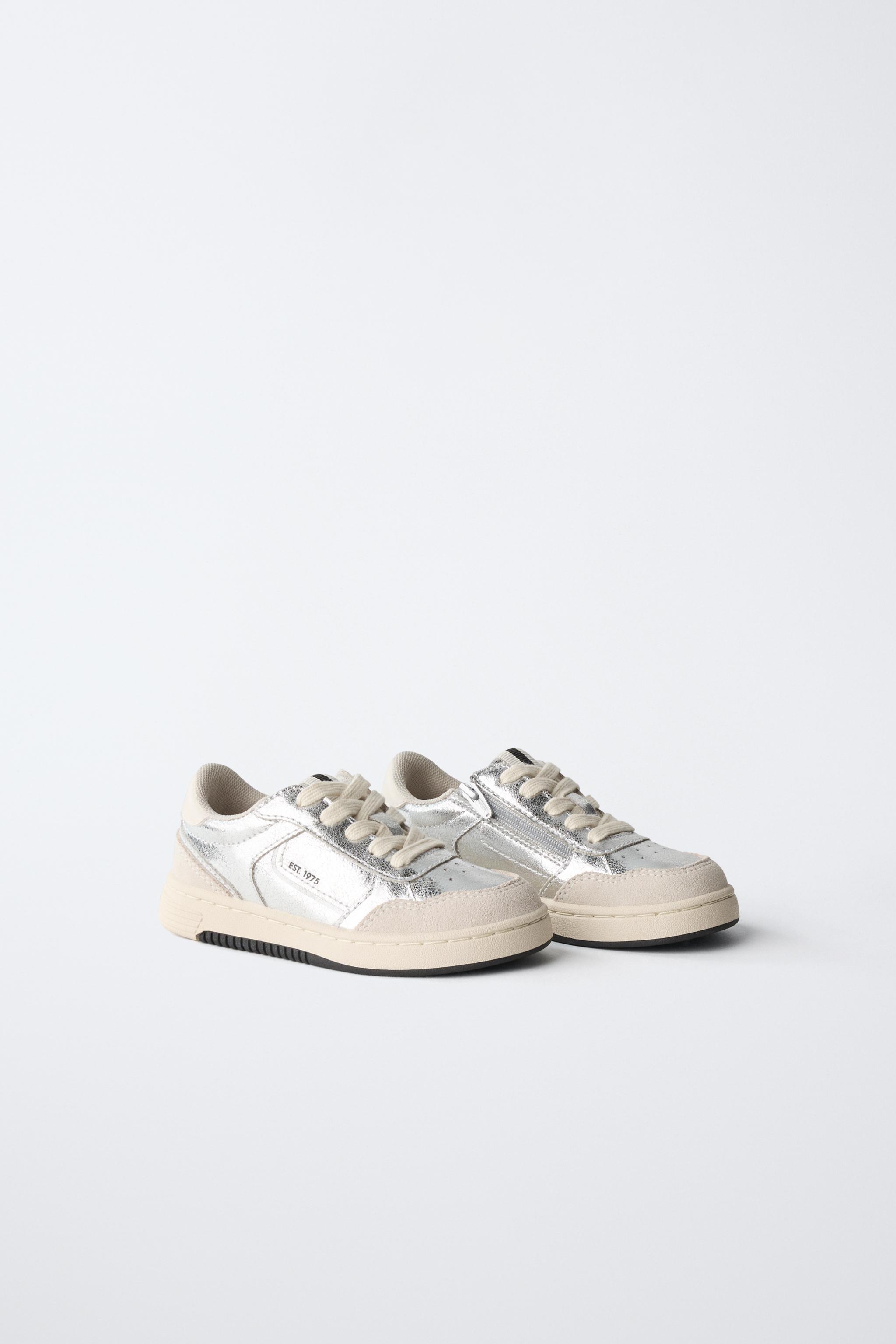 METALLIC SNEAKERS