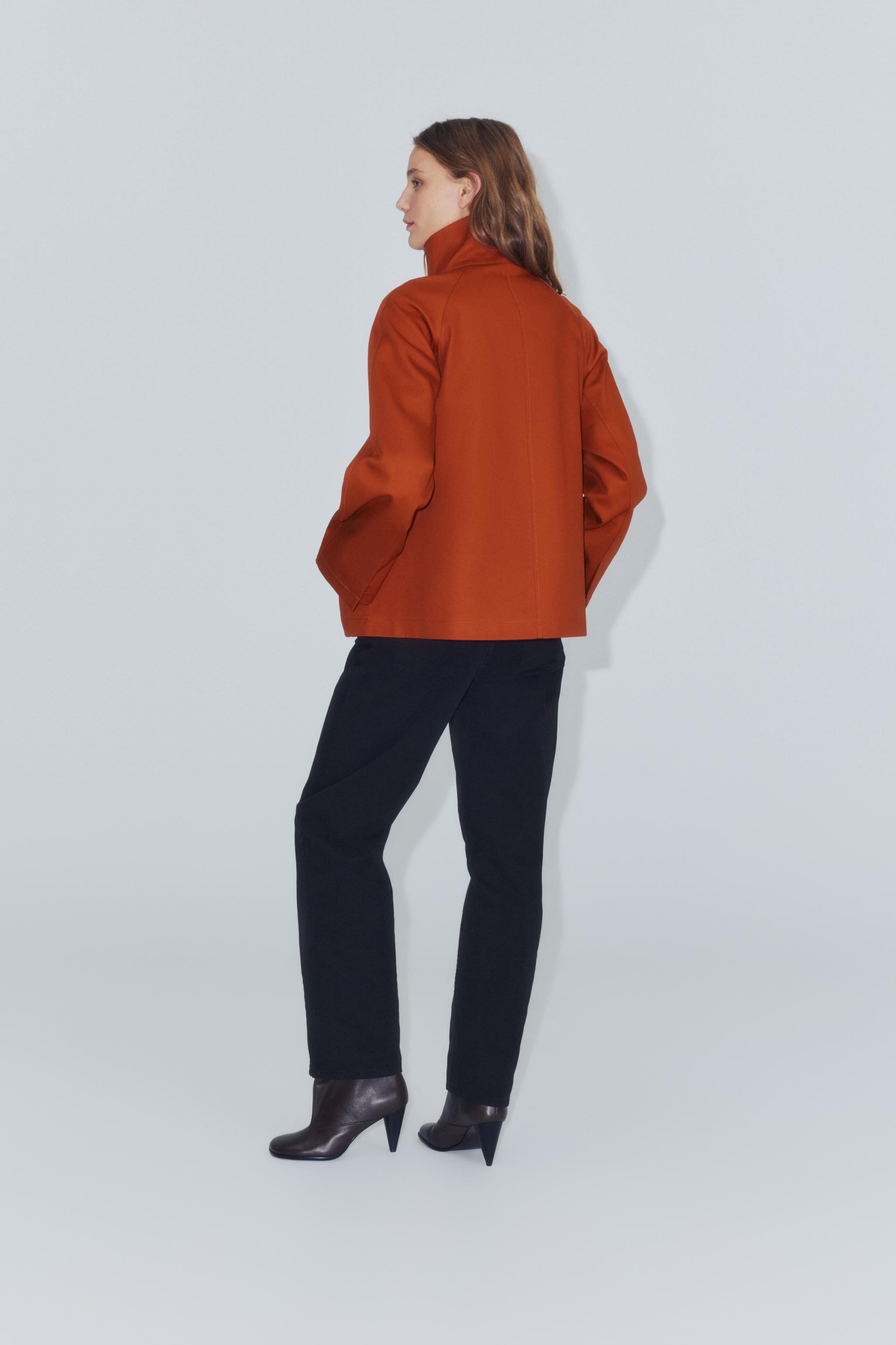 ZW COLLECTION ショートトレンチコート - ダークオレンジ | ZARA Japan