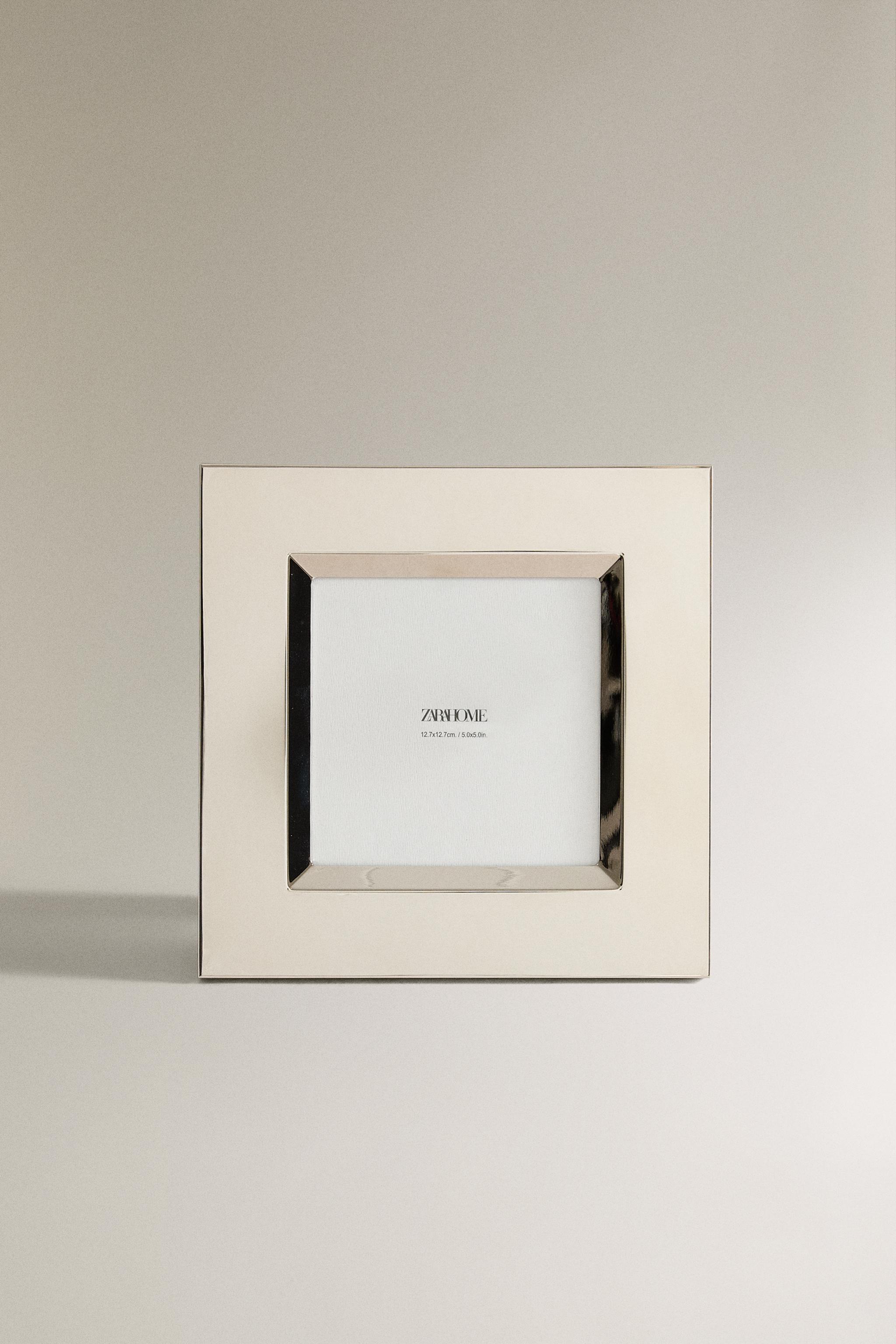 SILVER METAL PICTURE FRAME