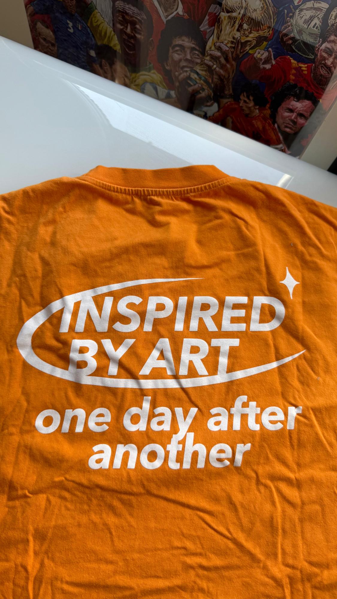 T-SHIRT WITH CONTRAST PRINT - Image 3