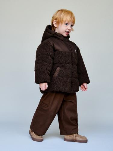 ABRIGO BORREGUILLO COMBINADO - Chocolate de Zara