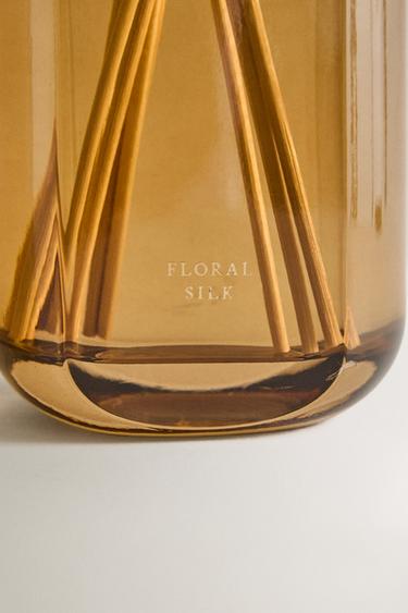 (480 ML) DIFFUSEUR À BÂTONNETS FLORAL SILK - écru/jaune de Zara - Image 2
