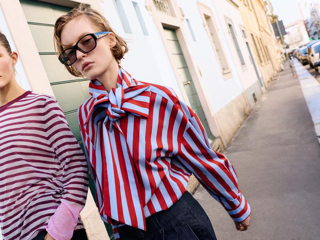 BOW NECK STRIPED SHIRT