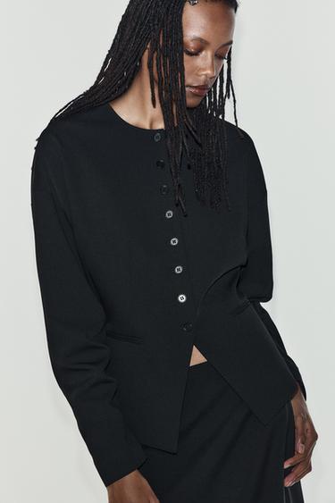 PLEATED SLEEVE BUTTONED JACKET - Black by Zara