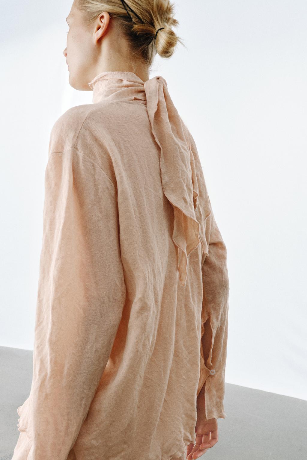 CRUMPLED EFFECT BOW KNIT JUMPER