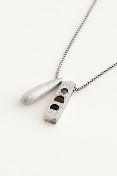 عقد NCKLCS STN - فضي قديم الخاص بـ Zara